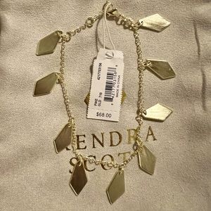 KENDRA SCOTT GOLD HAMMERED BRACELET
